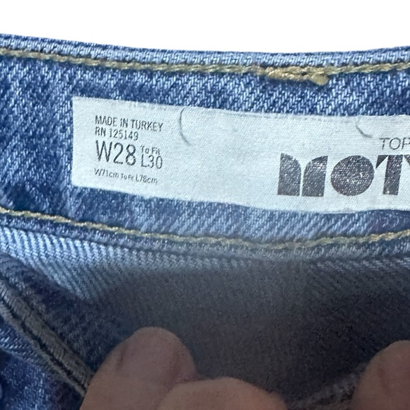 TopShop MOTO Relaxed Raw Hem Denim 28x30 - Picture 7 of 14
